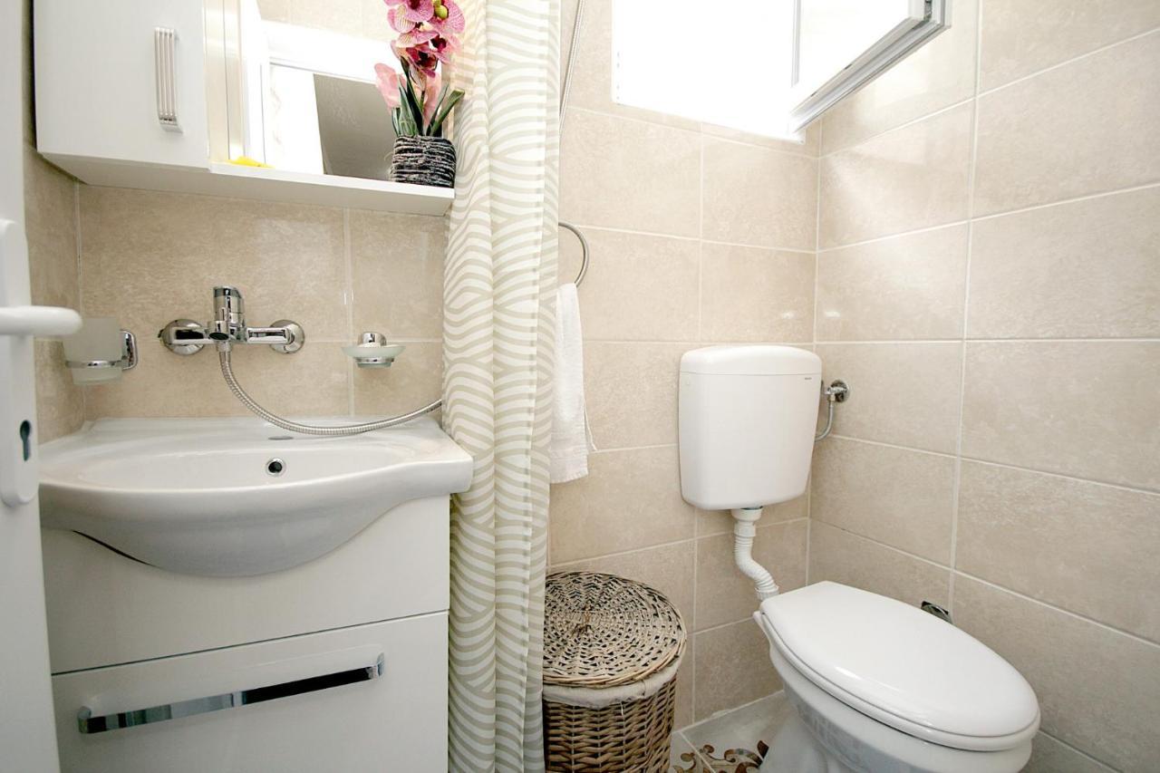 Studio Apartman Sveti Stefan Apartment ภายนอก รูปภาพ